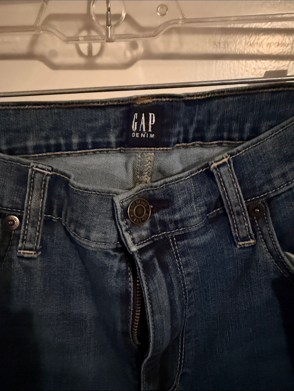 GAP Slim Men’s Jeans in Dark Blue Wash